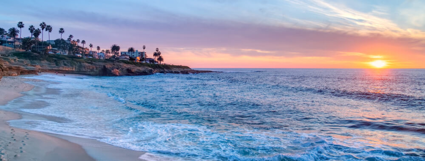 A beautiful sunset on the beach of San Diego