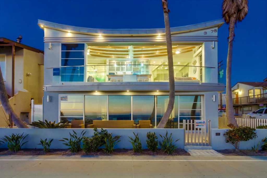 After one enjoying San Diego's brewery tours, relax at a luxury vacation rental
